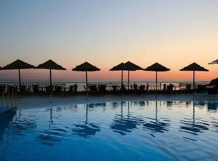 Hotel Sunshine Club Hotel And Spa Ricadi 4*