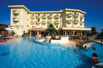 Sunshine Club Hotel And Spa Ricadi 4*