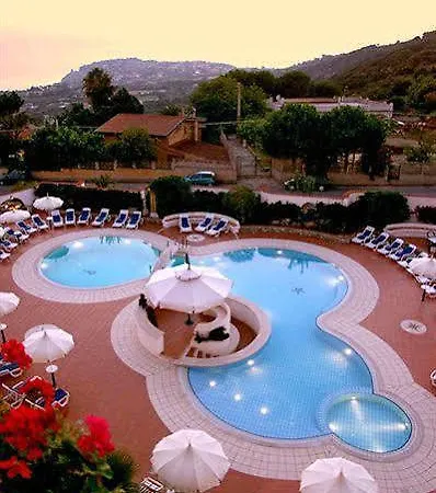 Sunshine Club Hotel And Spa Ricadi 4* Ricadi